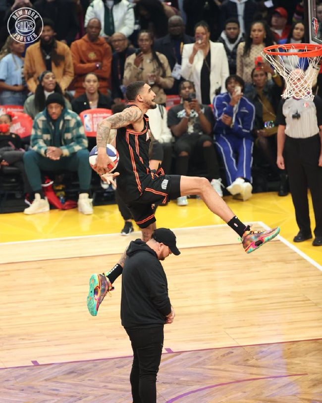 手们奋勇