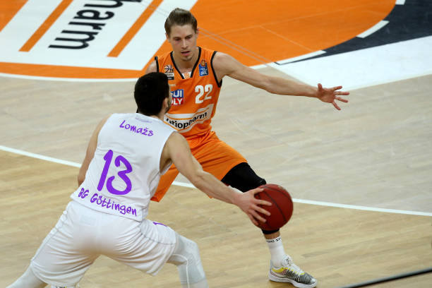 住了胜局 住了胜局