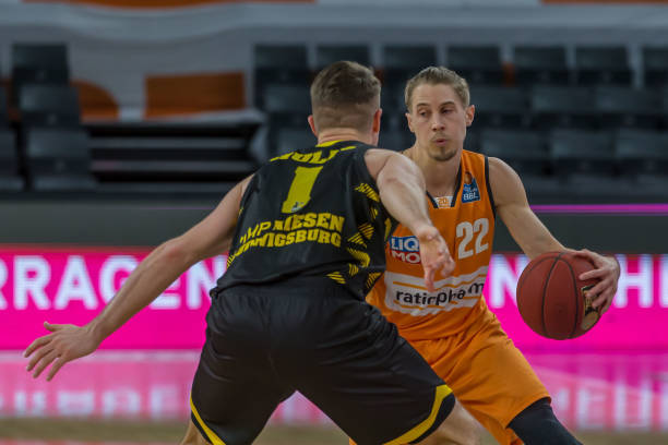 还善于以 还善于以