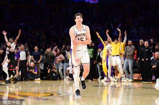 年轻的新星 年轻的新星